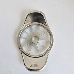 Pampered Chef Apple  Corer Slicer Kitchen Utensil
